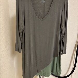 LOGO by Lori Goldstein Asymmetrical Layered Tunic Top Size M